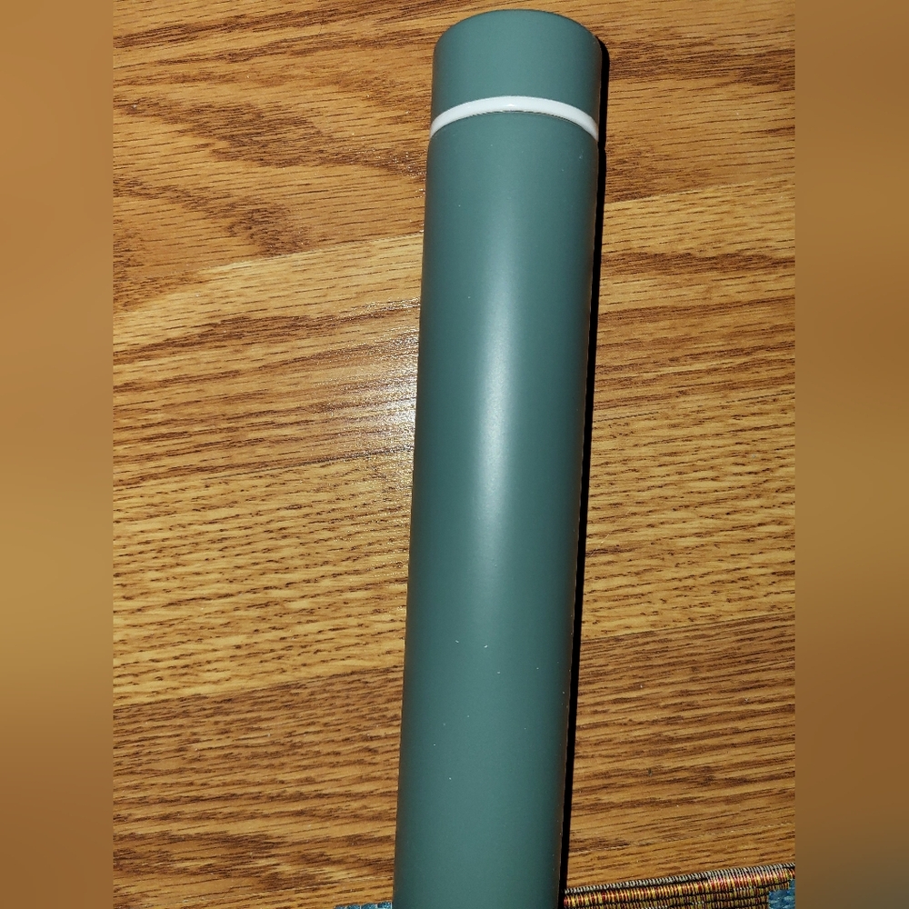 DesignWorks Ink Green Slim 8oz Flask Bottle